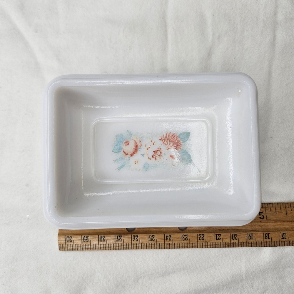 Avon White Milk Glass Floral Soap Dish Rectangular Pedestal Trinket Tray Vtg